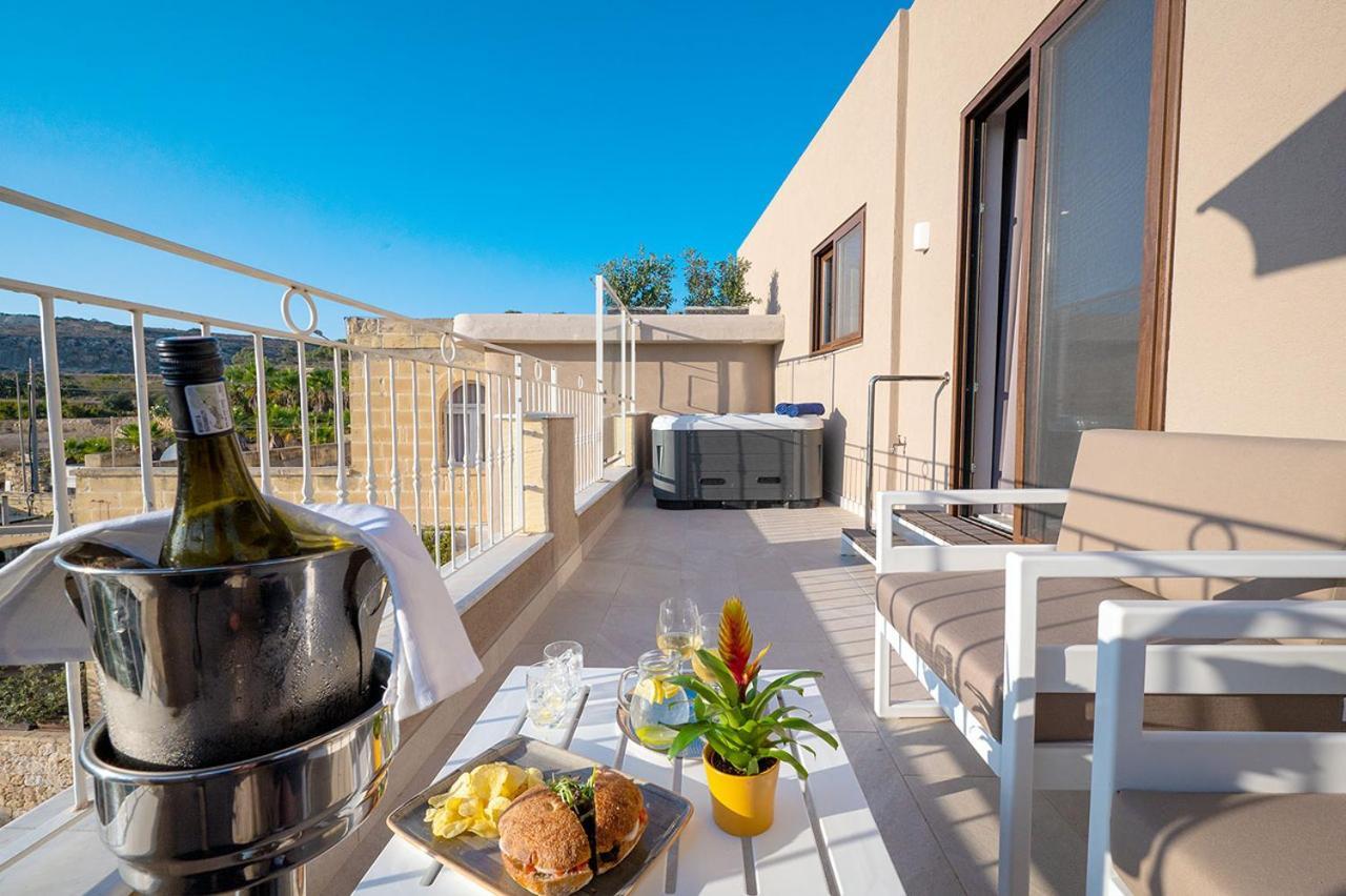 Viewpoint Boutique Living Hotel Xlendi Exterior foto